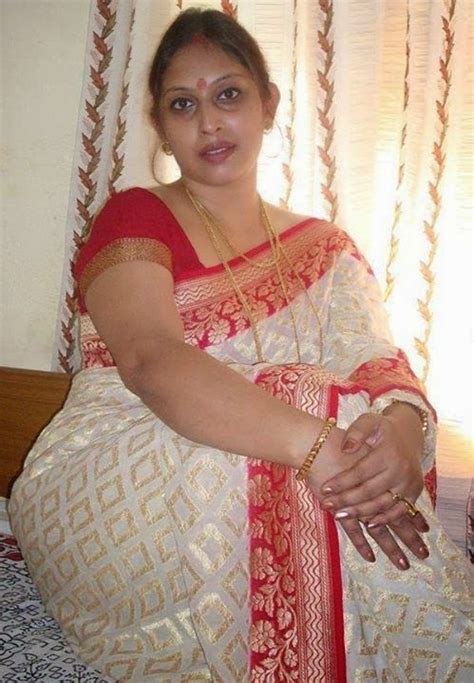 sex story hindi aunty|Aunty with a hot inviting pussy .